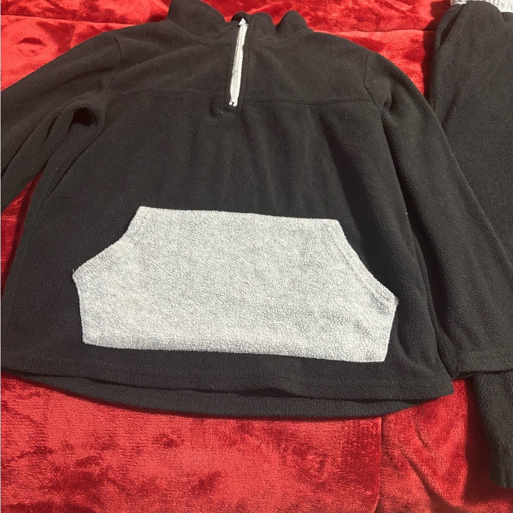 Black Pullover with Gray Pocket